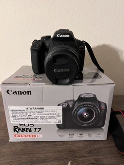 Canon EOS Rebel T7