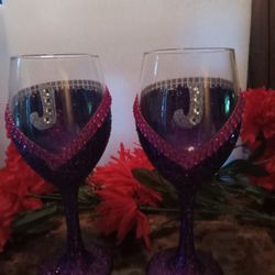 Glitter  Wine Glasses  With Initial  Of Your Choice. 