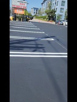 Need An Asphalt Guy / Necesito un Asfaltero