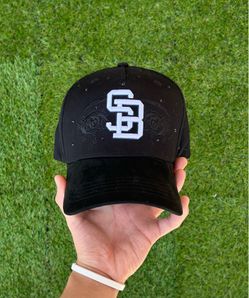Sad Boyz “Y Lloro” Hat W Box