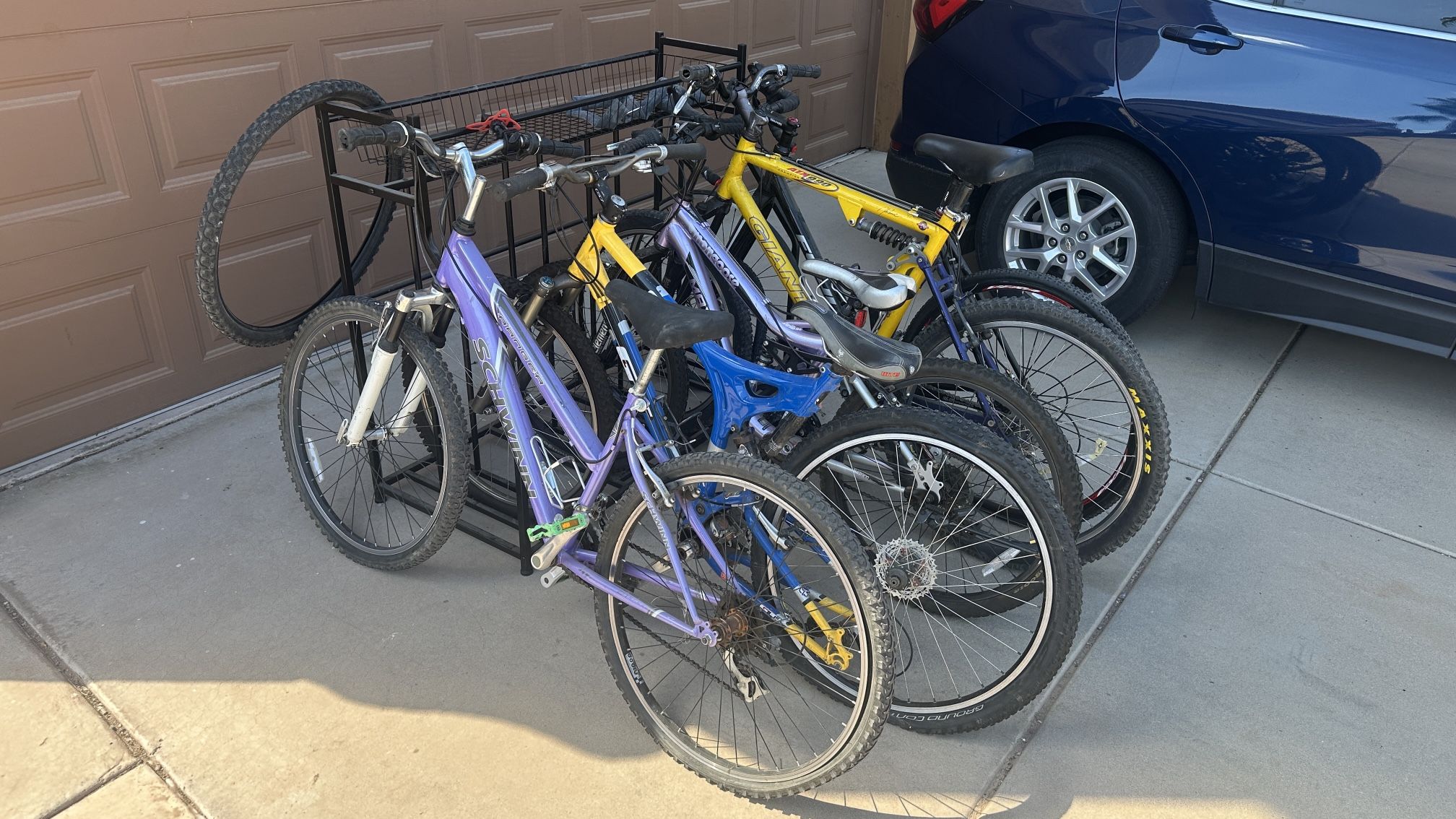 5 bikes And Bike Rack
