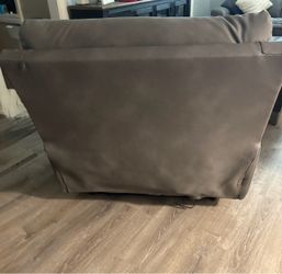 Recliner sofa