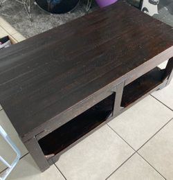 Free Coffee Table