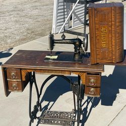 Antique Davis Sewing Machine In Cabinet