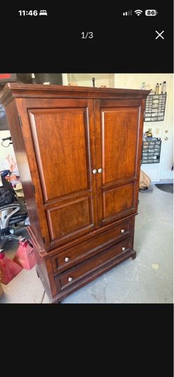 Solid wood cabinet