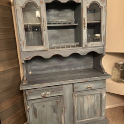 Farmhouse Hutch. Shabby Chic Hutch Charming Buffet Dining 