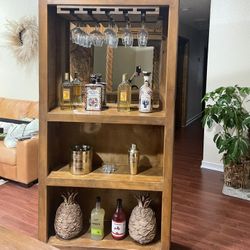 Wood Bar & Wine 
