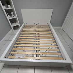 Ikea Fullsz Bed Frame