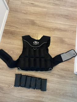 Athletic Works 20-lb Adjustable Weighted Training Vest in excellent condition. Lightly used.