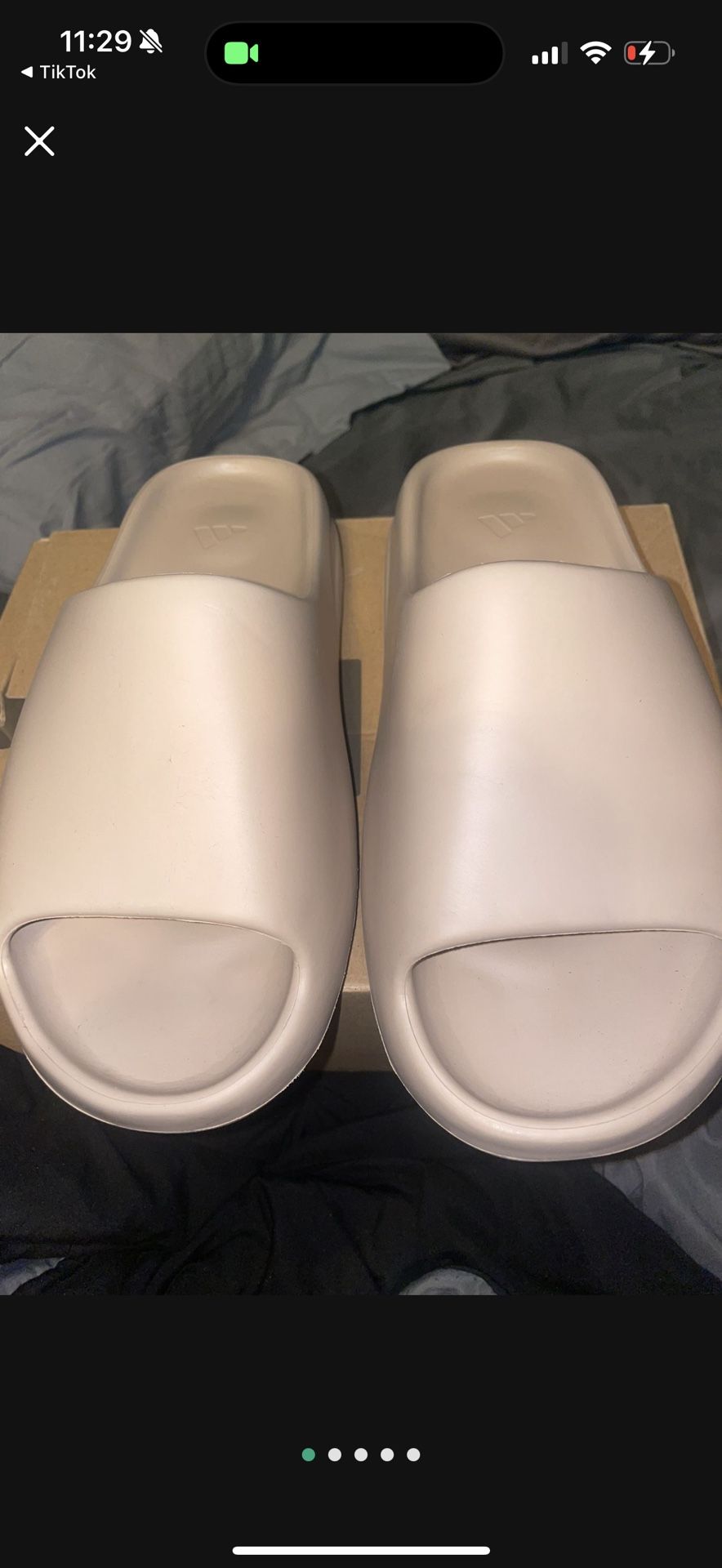 Yezzy Slides
