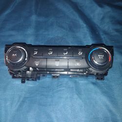 16 17 18 Nissan Altima AC Switch