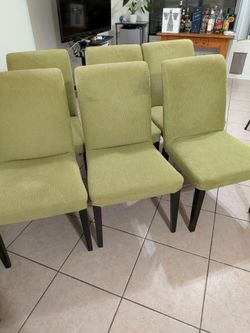 Set of 6 dining room chairs