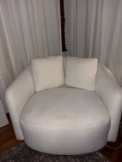Cream Boucle Swivel Chair