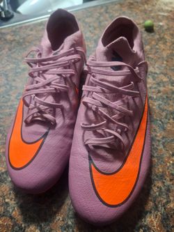 CLEATS NIKE SIZE 9.5