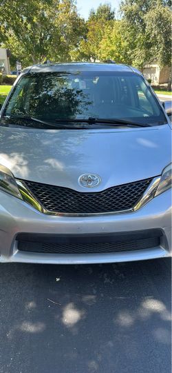 2017 Toyota Sienna