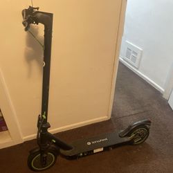 Electric scooter