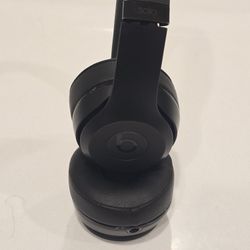 Beats Solo