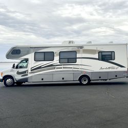 2007 Fleetwood Jamboree GT Class C RV