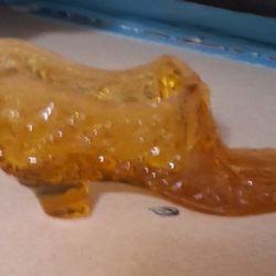 Boyd Daisy Button & Bow Amber Glass Slipper Shoe