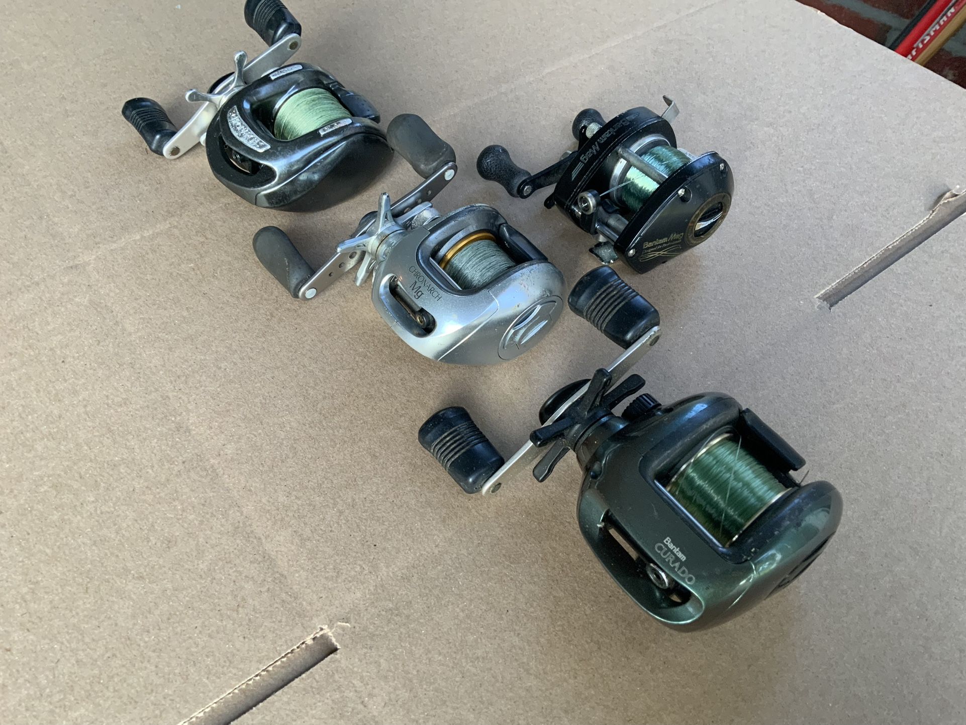Lot of 4 Shimano Baitcasting Reels + Gift
