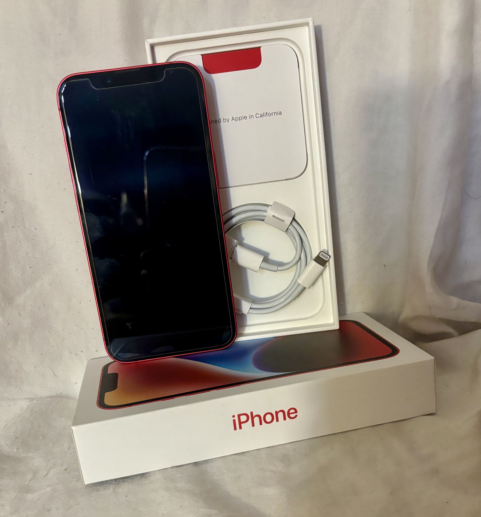 Like NEW 128gb Red iPhone 14 W Charge Cord & FREE Case And Screen Protector