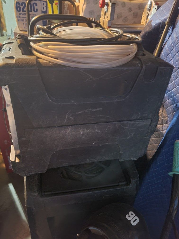 Small dehumidifier.