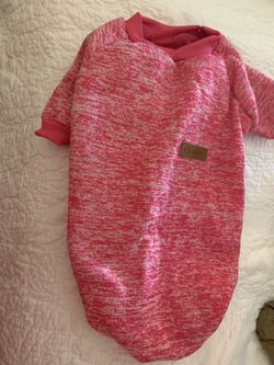 Sweater For Puppy .