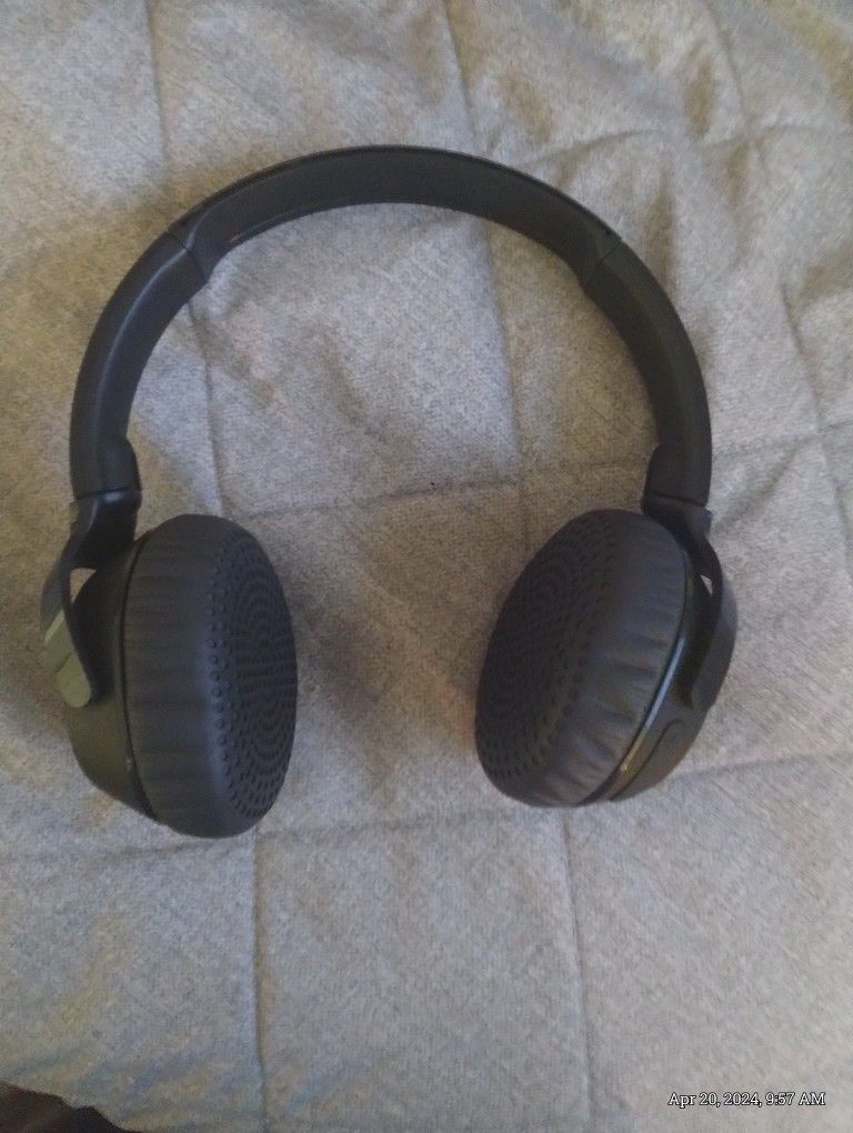 Skullcandy Bluetooth Headphones 