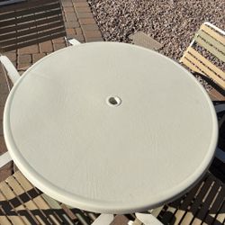 Round Patio Table With 4 Chairs