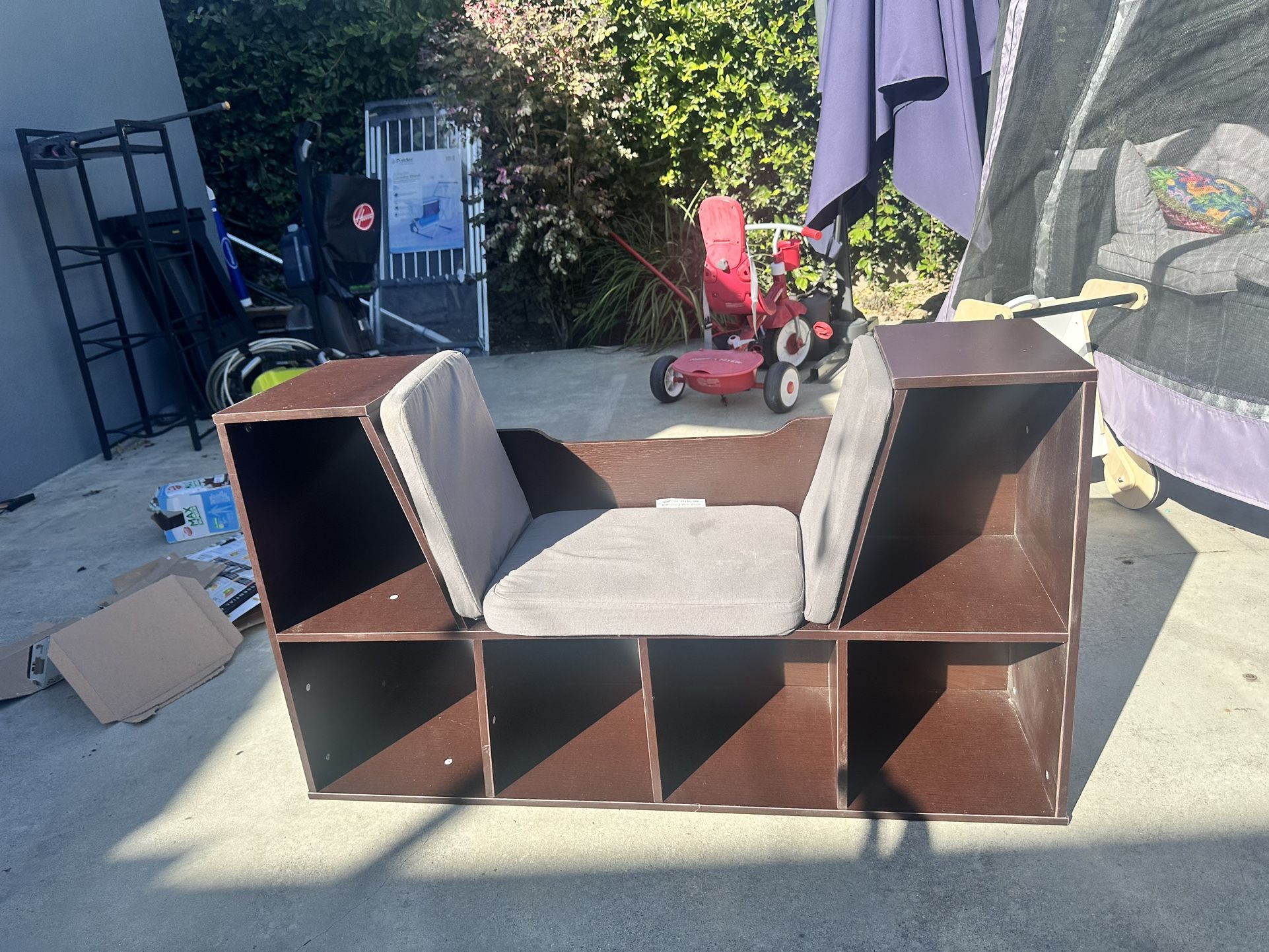 Kids Bookshelf With Nook