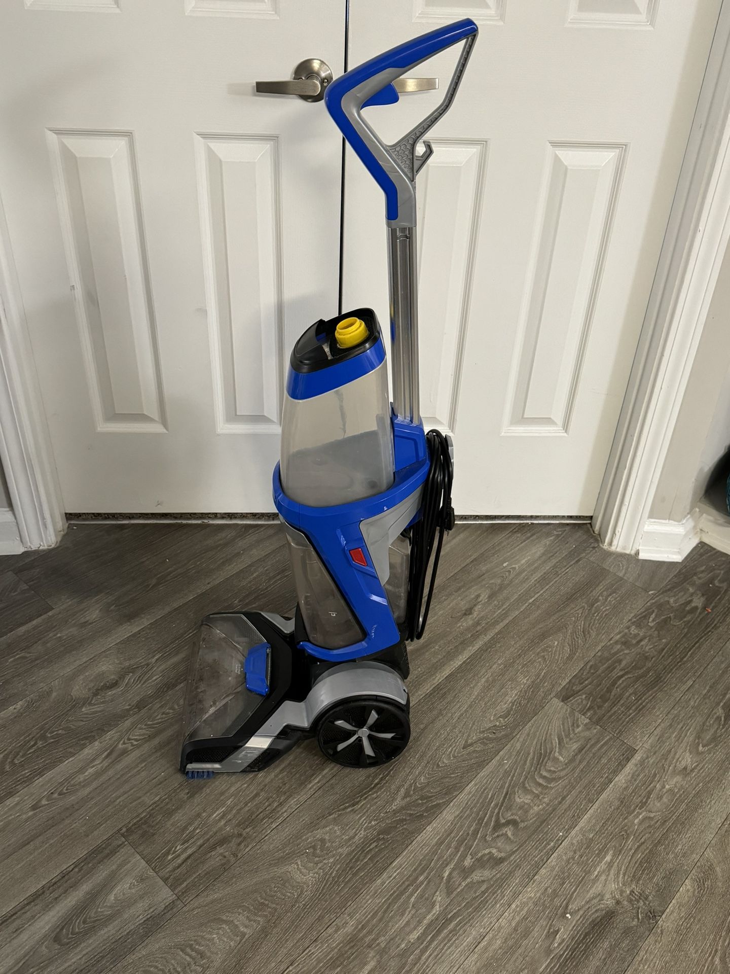 Vaccum Cleaner Deep Cleaning Bissell (Read Description)