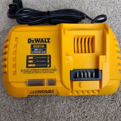 Dewalt Fast Charger 