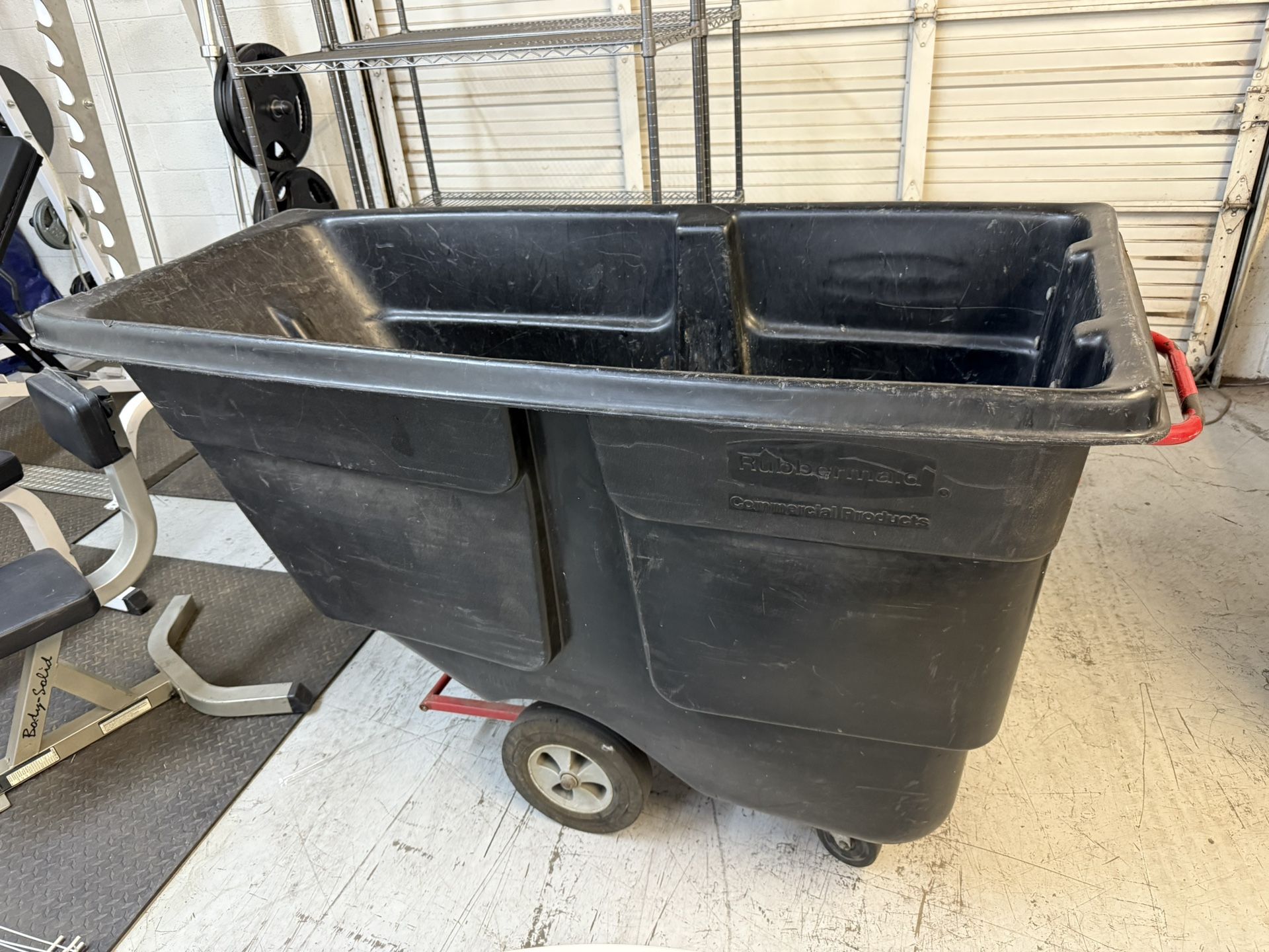 Rubbermaid Commercial Products Tilt Dump Truck Trash Cart 1 Cubic Yard