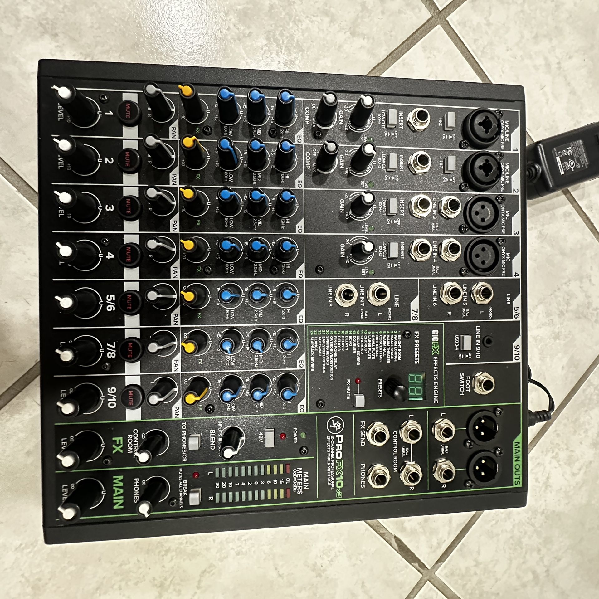 Mackie Profx10V3 Mixer
