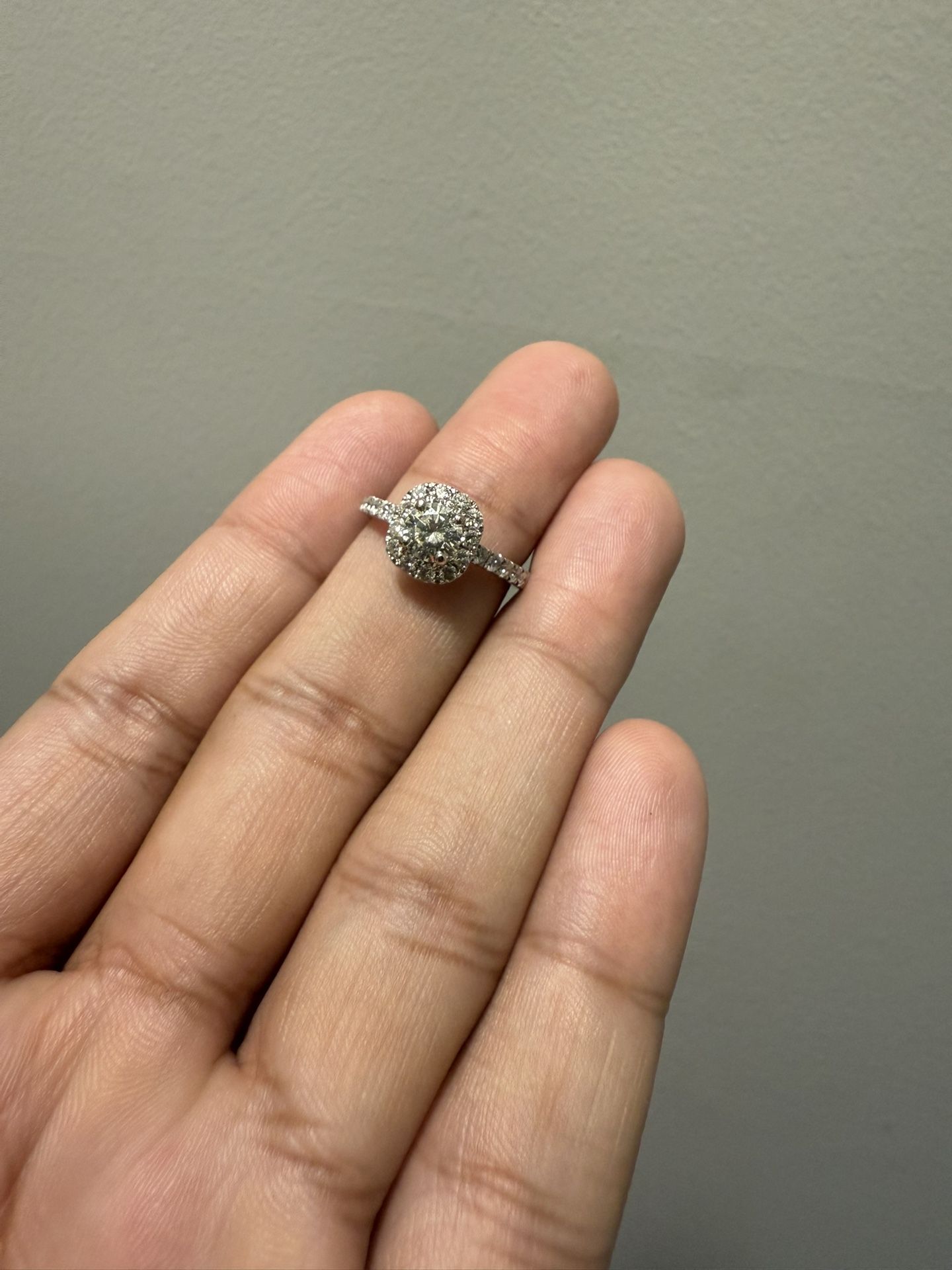 Engagement Ring Sz 7