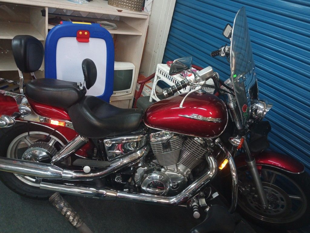 2005 Honda Shadow