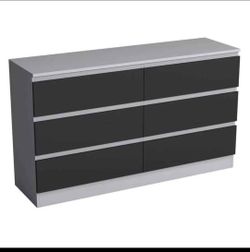 Black and gray Dresser assembled ensamblado