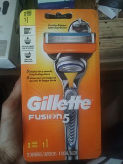 Gillette fusion 5 NEW