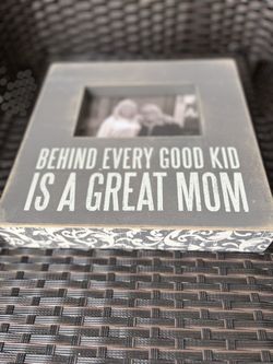 NEW Primitives By Kathy Behind Every Good Kid Is A Great Mom Picture Frame