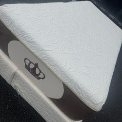 Twin Xl Mattress (medium plush)