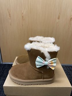 100% Authentic Brand New in Box UGG Kenzie Tie Dye Bow Boots / Toddler Size 11 / Color: Chestnut  