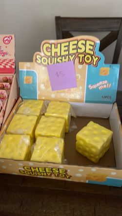 Cheese slow rise toy