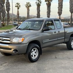 2004 Toyota Tundra access cab SR5