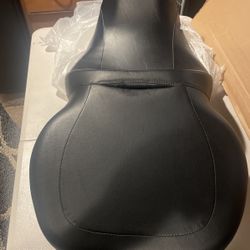 Harley Davidson Seat For 2017 Electraglide 
