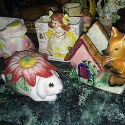 Vintage planters $8 A Peice Or $45 All