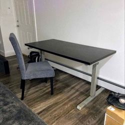 Adjustable Standing Desk