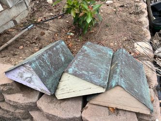 Copper roof bee hive lids