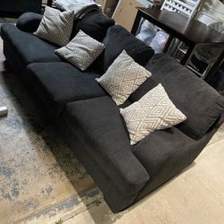 Couch/Sofa 