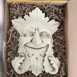 Carruth Studio Cast Stone Green Man Wall Plaque – Garden / Outdoor Art – Original Box