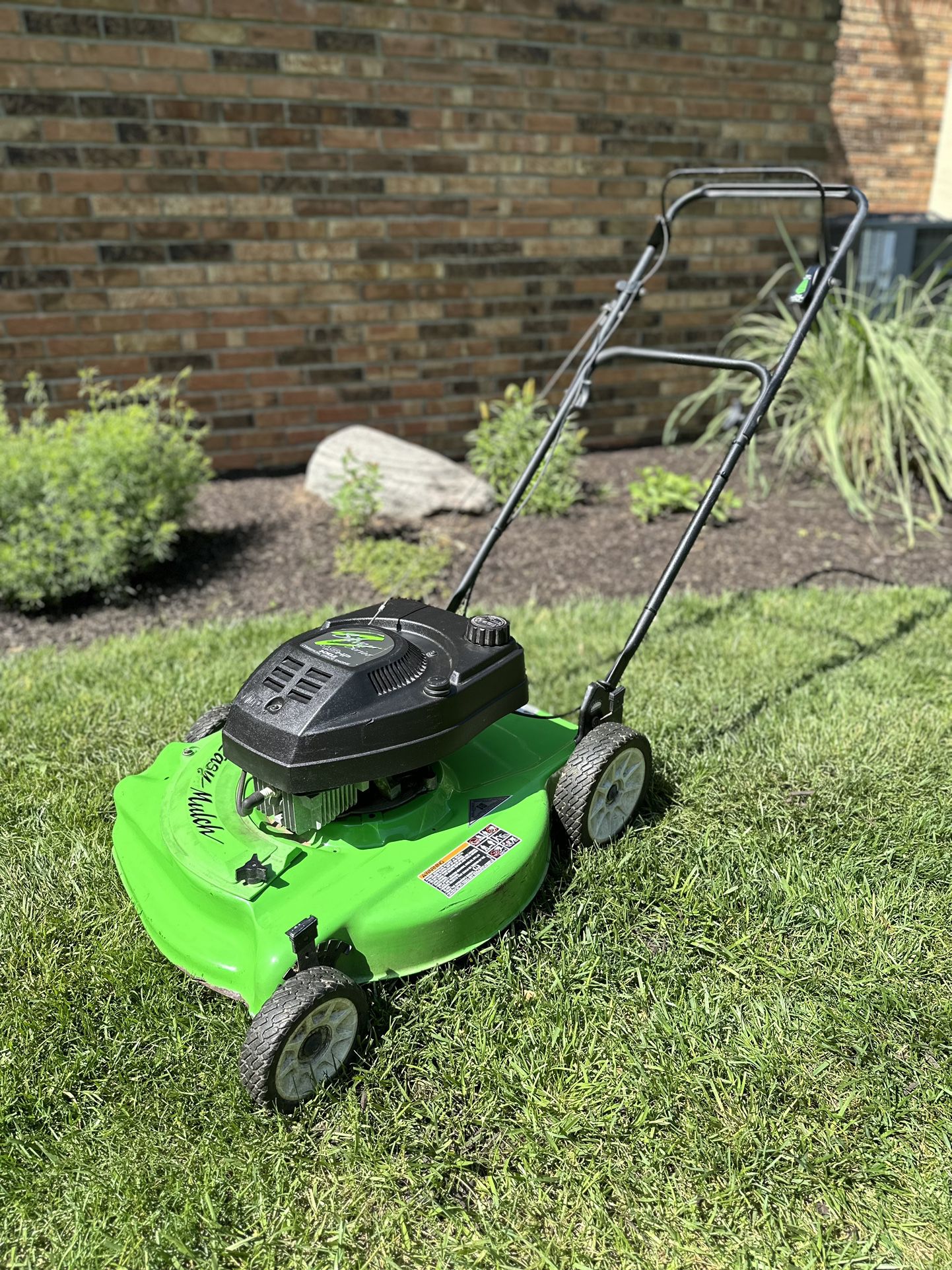 Lawnboy Commercial Silver Series PUSH lawnmower - Works Great 